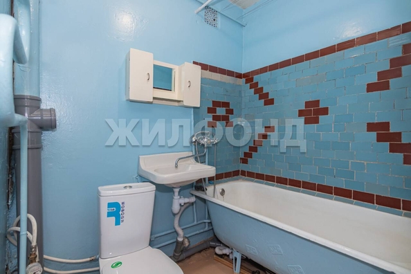 
   Продам 2-комнатную, 44.2 м², Микрорайон ул, 32

. Фото 4.