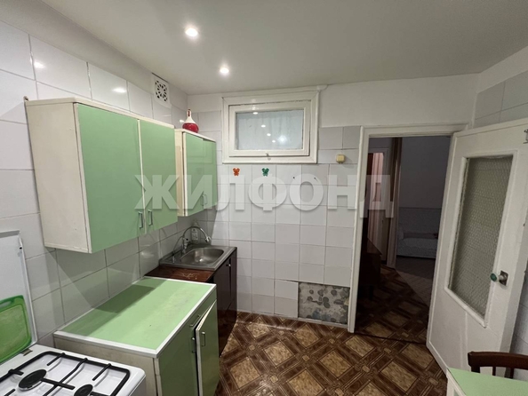 
   Продам 2-комнатную, 42.8 м², ЖКО Аэропорта ул, 9

. Фото 2.