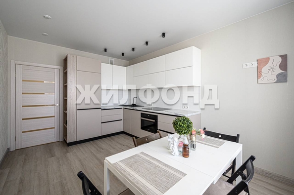 
   Продам 2-комнатную, 61.06 м², Обская ул, 46

. Фото 7.
