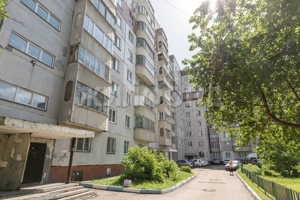 
   Продам 4-комнатную, 79.2 м², Троллейная ул, 152

. Фото 6.