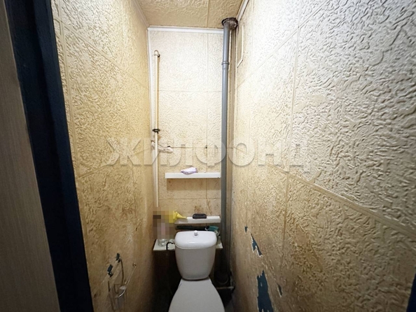 
   Продам комнату, 17.4 м², Петухова ул, 36

. Фото 11.