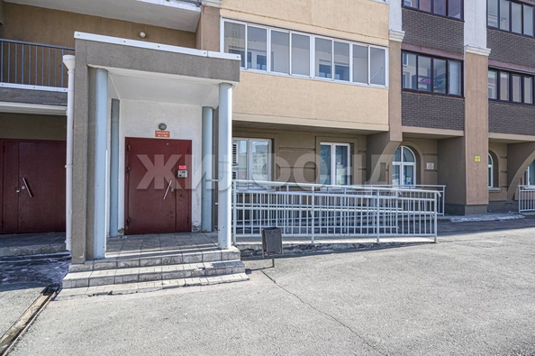 
   Продам 3-комнатную, 78.8 м², Николая Островского ул, 120

. Фото 29.