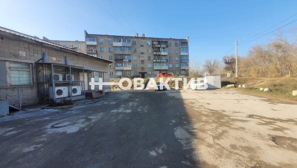 
  Продается торговая площадь, 64.5 м², Центральная ул, д. 18
. Фото 5.
