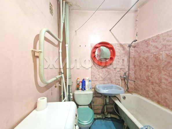 
  Продается 1-комн. квартира, 33.3 м², Фабричная ул, д. 49а
. Фото 6.