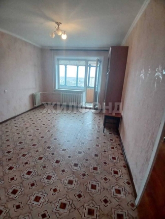 
   Продам 1-комнатную, 38 м², 2-й (4 мкр.) кв-л, 202

. Фото 3.