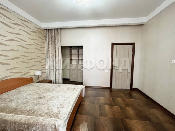 
   Продам 3-комнатную, 99.2 м², Красный пр-кт, 153Б

. Фото 9.