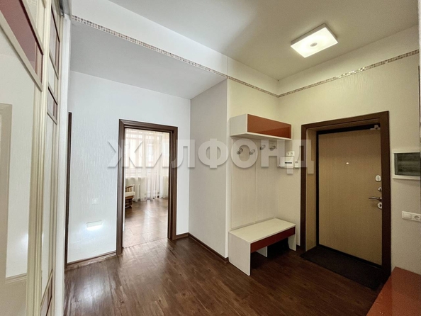 
   Продам 3-комнатную, 99.2 м², Красный пр-кт, 153Б

. Фото 19.