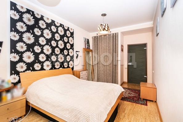 
   Продам 4-комнатную, 111.8 м², Урицкого ул, 13

. Фото 14.