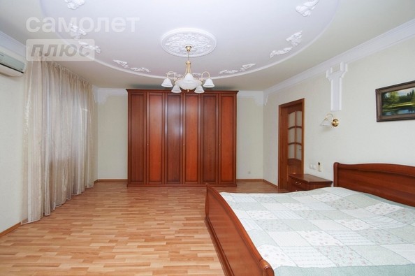 
   Продам 5-комнатную, 210 м², Омская ул, 115/1

. Фото 17.