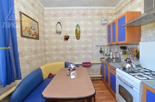 
   Продам дом, 70 м², Омск

. Фото 13.