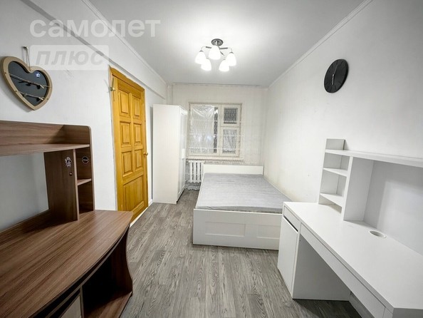 
   Продам 3-комнатную, 55.9 м², Мамина-Сибиряка ул, 9

. Фото 5.