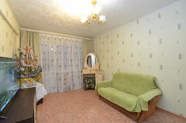 
   Продам 2-комнатную, 48.9 м², Маргелова ул, 244

. Фото 5.