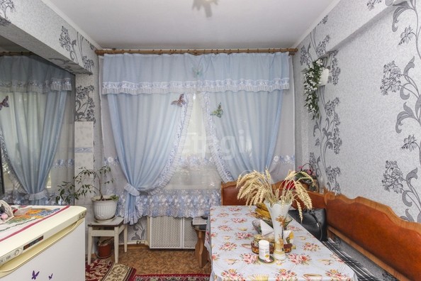 
   Продам 3-комнатную, 59 м², 50 лет Профсоюзов ул, 95

. Фото 11.