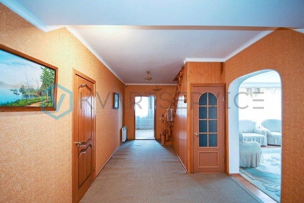 
   Продам дом, 313.7 м², Омск

. Фото 4.