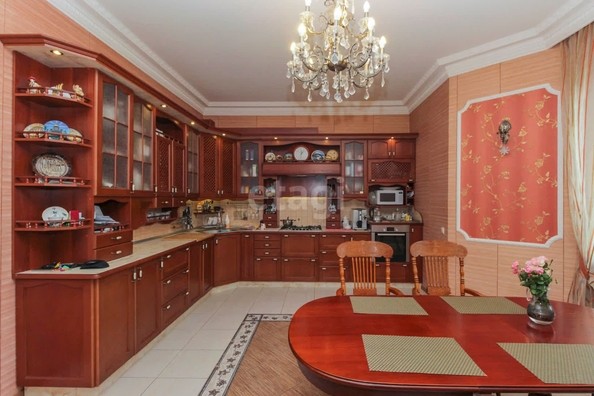 
   Продам дом, 450 м², Омск

. Фото 7.