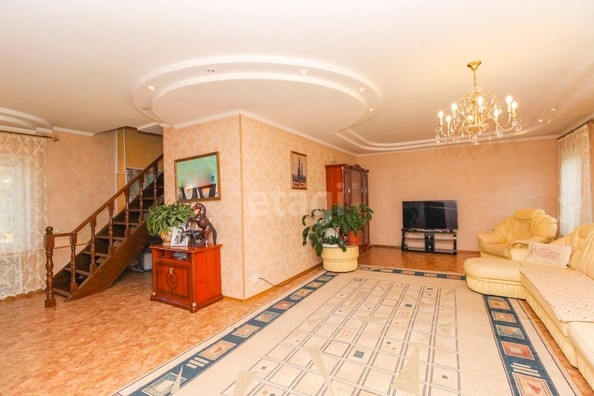
   Продам дом, 175.6 м², Омск

. Фото 18.