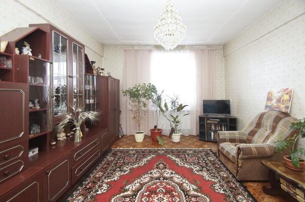 
   Продам 3-комнатную, 87.7 м², Карла Маркса пр-кт, 10

. Фото 13.