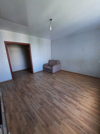 
   Продам 3-комнатную, 75.4 м², Лукашевича ул, 14/1

. Фото 4.