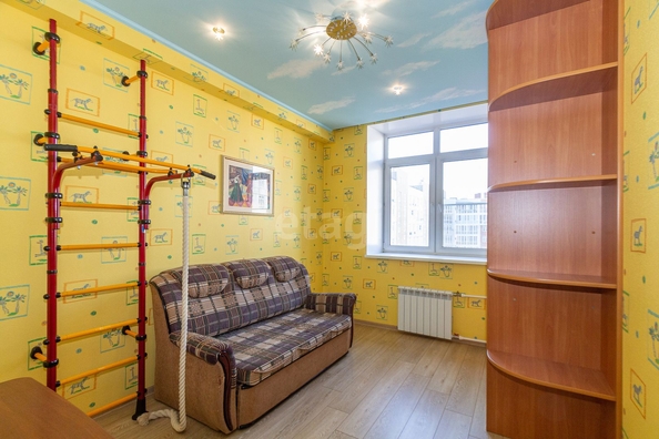 
   Продам 3-комнатную, 76.6 м², Маршала Жукова ул, 107

. Фото 2.