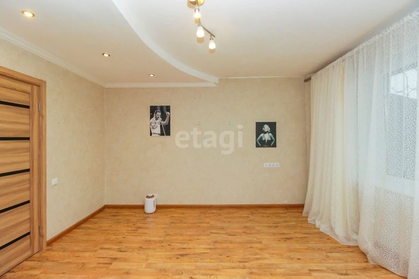 
   Продам 3-комнатную, 65 м², Дмитриева ул, 19

. Фото 14.