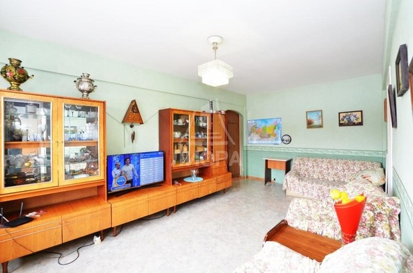 
   Продам 3-комнатную, 48.5 м², 50 лет ВЛКСМ ул, 10

. Фото 3.