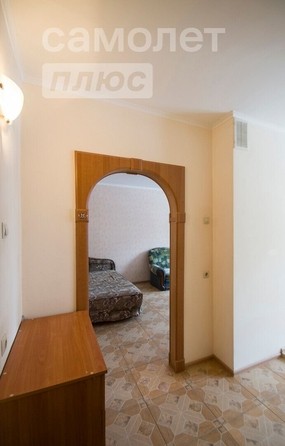 
   Продам 1-комнатную, 36.8 м², Малиновского ул, 12к1

. Фото 2.