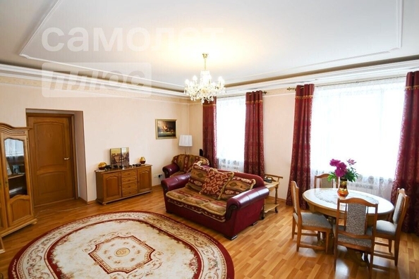 
   Продам дом, 197.2 м², Омск

. Фото 7.