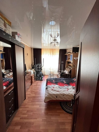 
   Продам 3-комнатную, 72.6 м², Лукашевича ул, 27

. Фото 5.