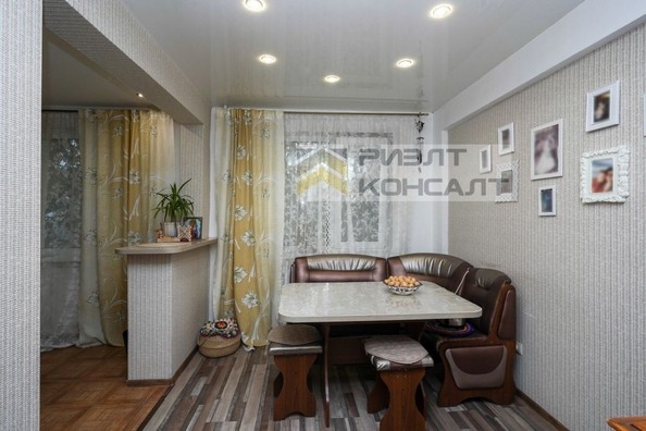 
   Продам 4-комнатную, 60 м², Путилова ул, 10

. Фото 1.