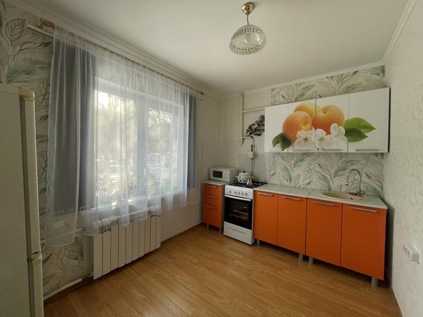 
   Продам 1-комнатную, 37.7 м², Комарова пр-кт, 5

. Фото 1.