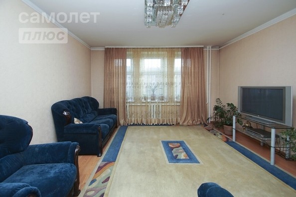 
   Продам 3-комнатную, 98.3 м², Орловского ул, 3

. Фото 4.