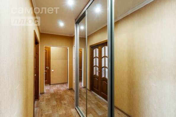 
   Продам 3-комнатную, 62.5 м², Дмитриева ул, 1/7

. Фото 5.