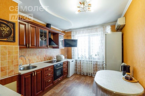 
   Продам 3-комнатную, 62.5 м², Дмитриева ул, 1/7

. Фото 7.
