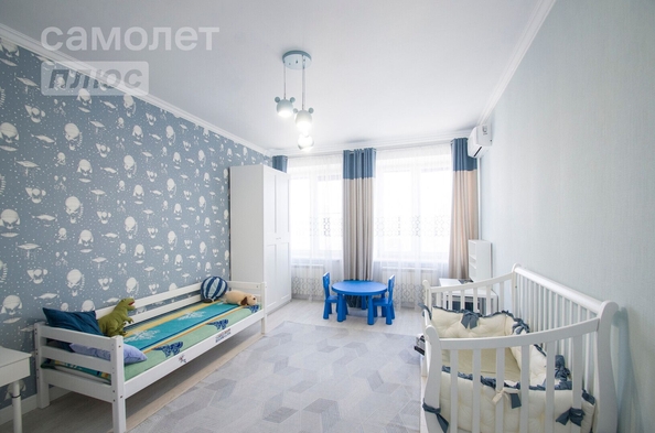 
   Продам 3-комнатную, 123 м², Волочаевская ул, 15

. Фото 2.