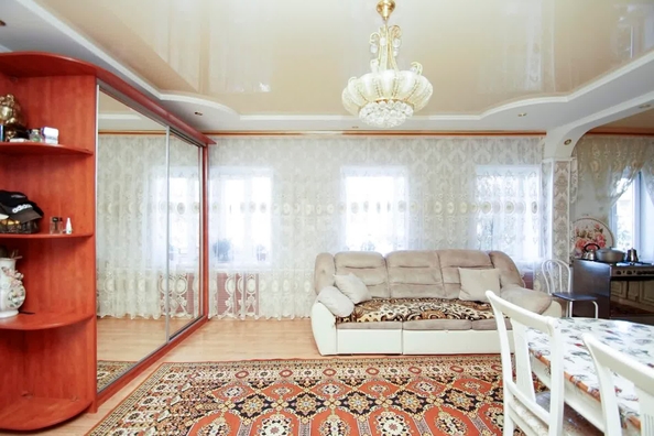 
   Продам дом, 179 м², Омск

. Фото 5.