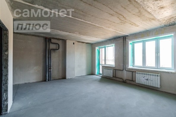 
   Продам 2-комнатную, 60 м², Малиновского ул, 16к1

. Фото 18.