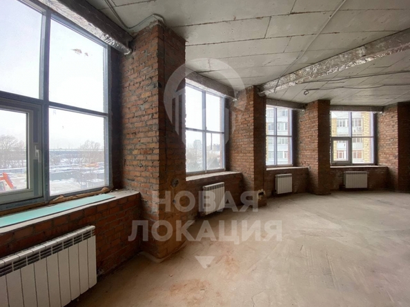 
   Сдам торговое помещение, 450 м², Тухачевского наб, 12

. Фото 6.