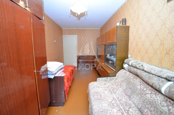 
   Продам 2-комнатную, 46.2 м², Глинки ул, 1 А

. Фото 4.