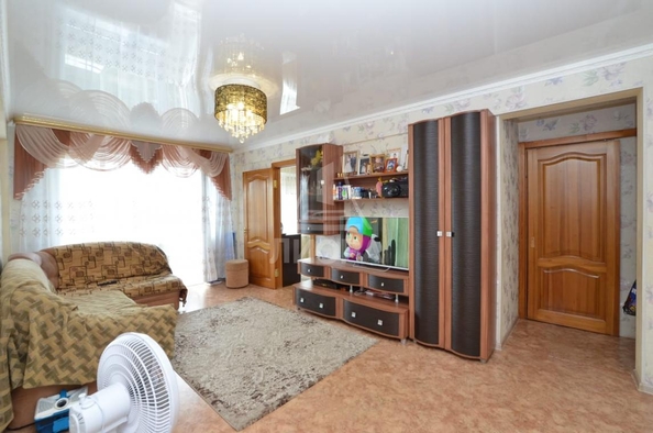 
   Продам 3-комнатную, 59.7 м², Королева пр-кт, 2

. Фото 1.