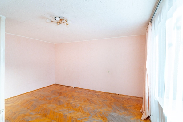 
   Продам 1-комнатную, 34.4 м², Химиков ул, 47Д

. Фото 2.