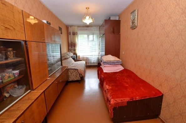 
   Продам 2-комнатную, 45 м², Глинки ул, 1А

. Фото 3.