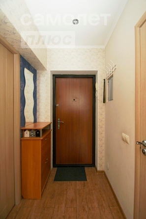 
   Продам 1-комнатную, 27.4 м², Перелета ул, 22к1

. Фото 2.