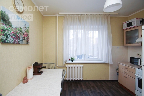 
   Продам 1-комнатную, 37.5 м², Куйбышева ул, 27/2

. Фото 2.