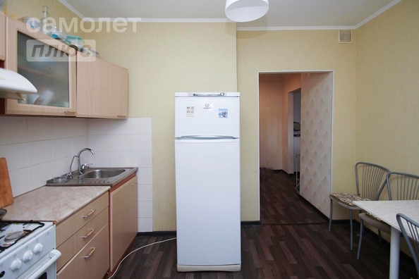 
   Продам 1-комнатную, 37.5 м², Куйбышева ул, 27/2

. Фото 3.