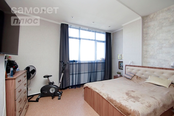 
   Продам 3-комнатную, 90 м², Кемеровская ул, 26

. Фото 2.