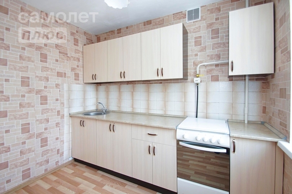 
   Продам 3-комнатную, 49 м², Блюхера ул, 12

. Фото 7.