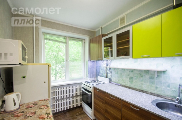 
   Продам 1-комнатную, 30 м², Линия 9-я ул, 46

. Фото 2.