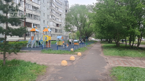 
   Продам 1-комнатную, 37.8 м², Заозерная 10-я ул, 15/2

. Фото 2.