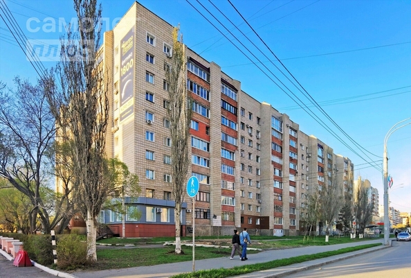 
   Продам 3-комнатную, 62 м², Масленникова ул, 21

. Фото 1.