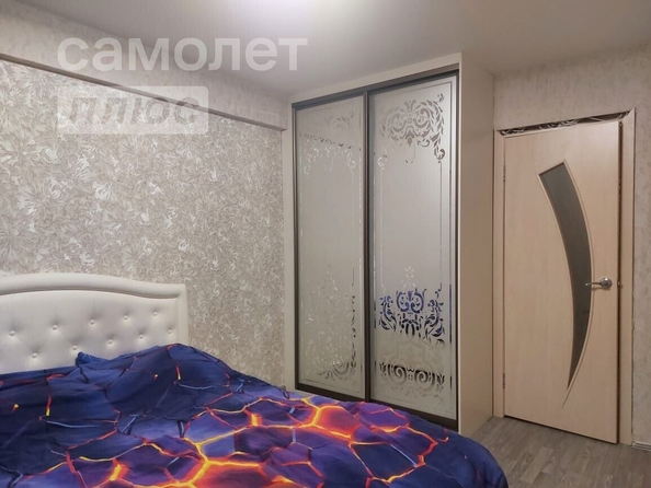 
   Продам 4-комнатную, 76.4 м², Багратиона ул, 21Г

. Фото 1.